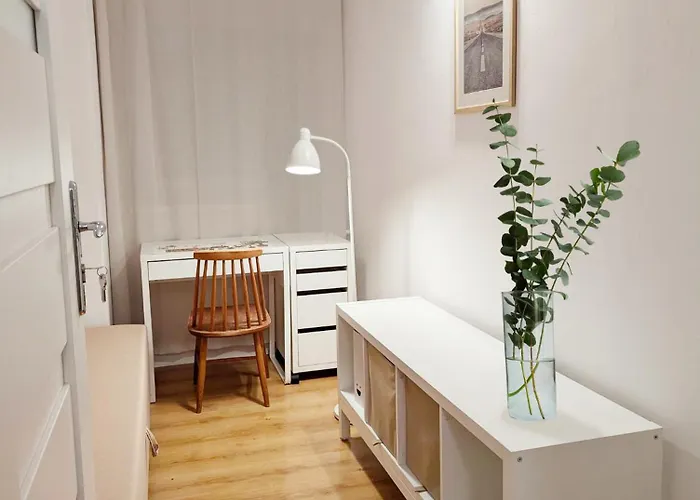 Hej! Jarzebskiego Apartment Warsaw