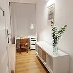 Hej! Jarzebskiego Apartment Warschau